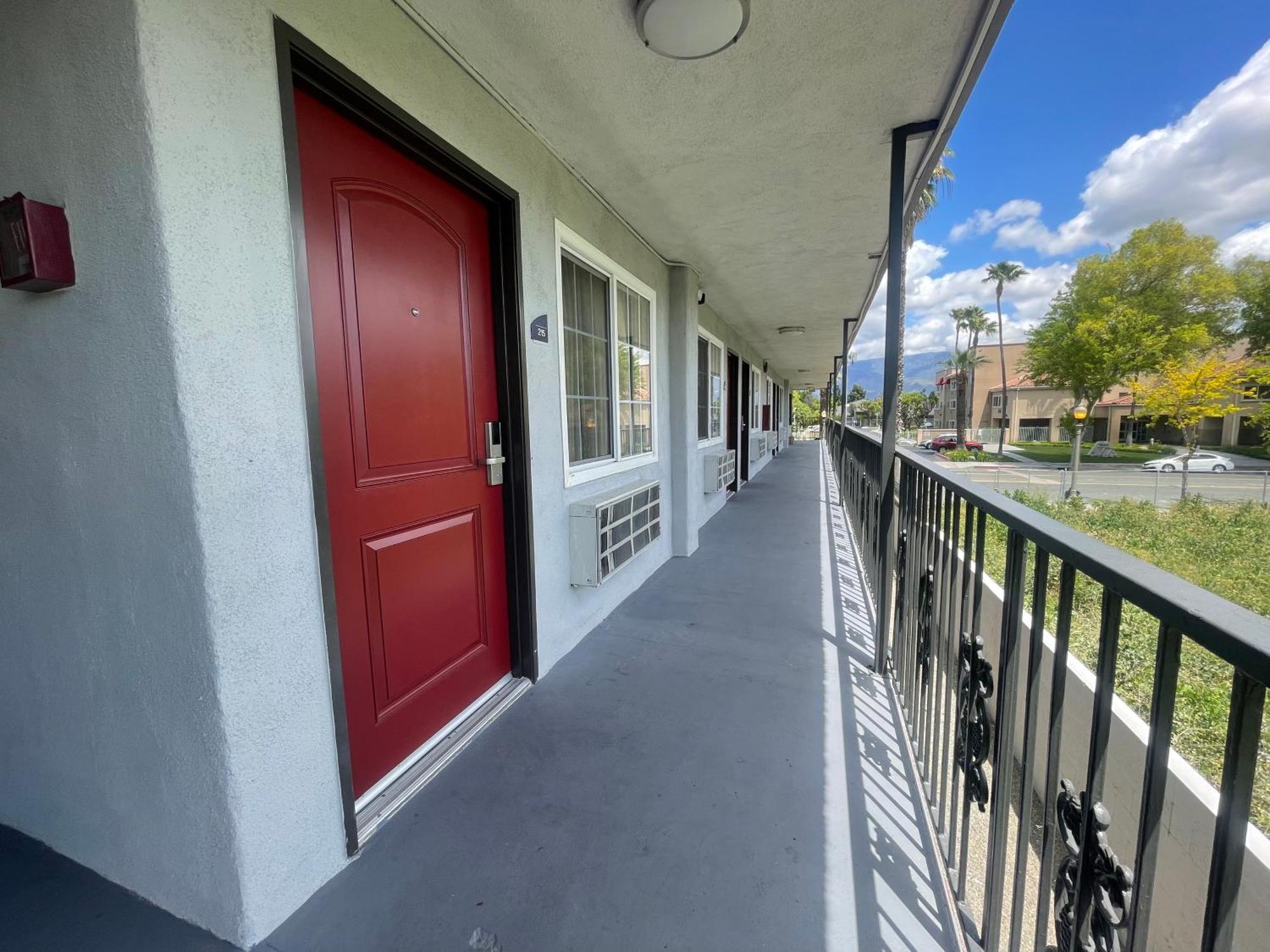 Simplestay Suites - Downtown San Bernardino Exterior photo