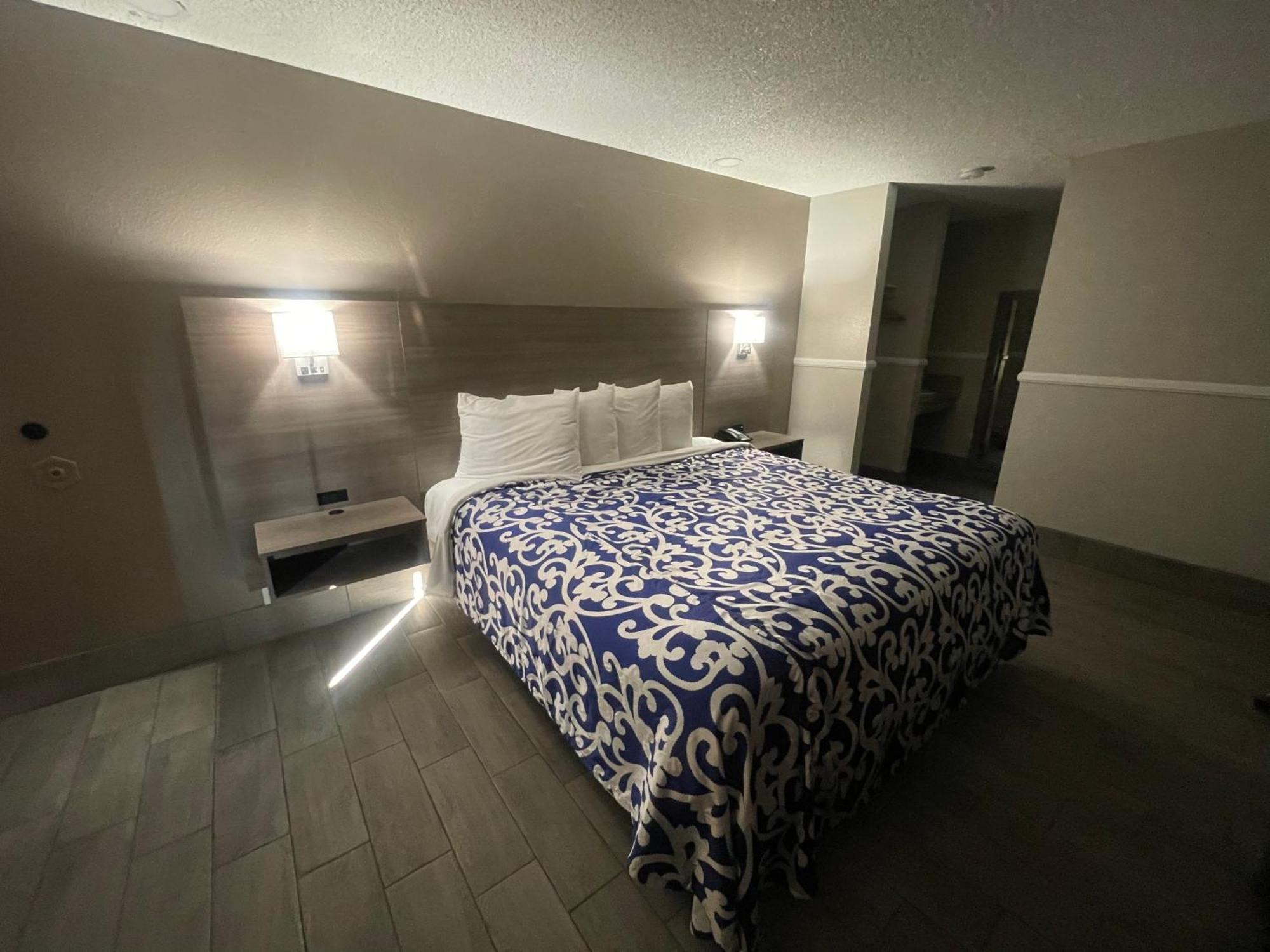 Simplestay Suites - Downtown San Bernardino Exterior photo