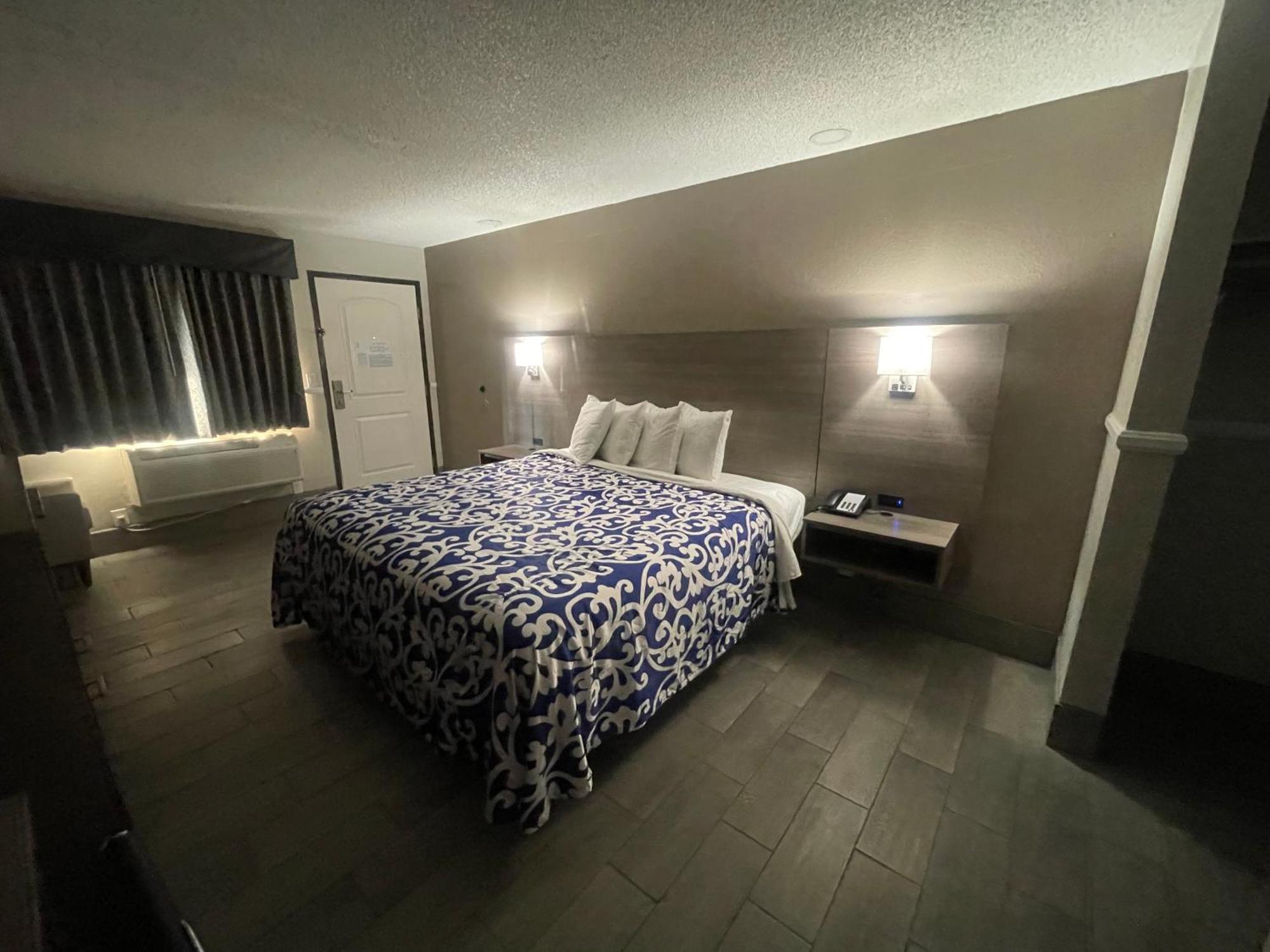Simplestay Suites - Downtown San Bernardino Exterior photo